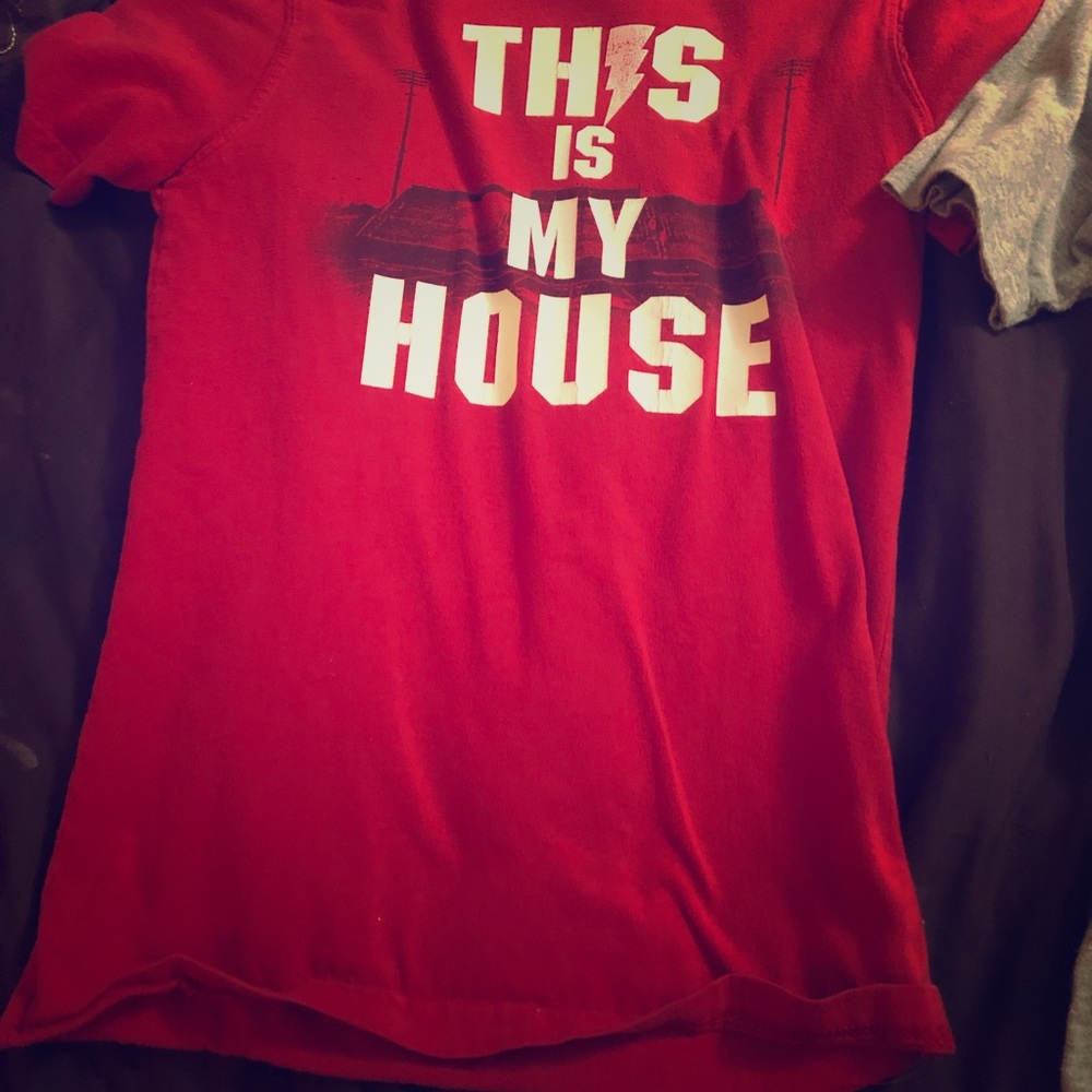 4 boys size 8-10 size tees excellent condition